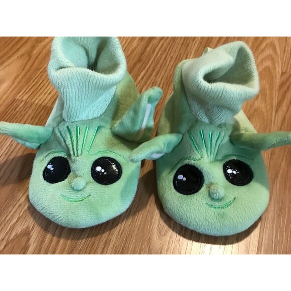 Baby Yoda Plush Slippers Toddler Boys/Girls Size 5-6 Lucasfilm Ltd. - Picture 2 of 8